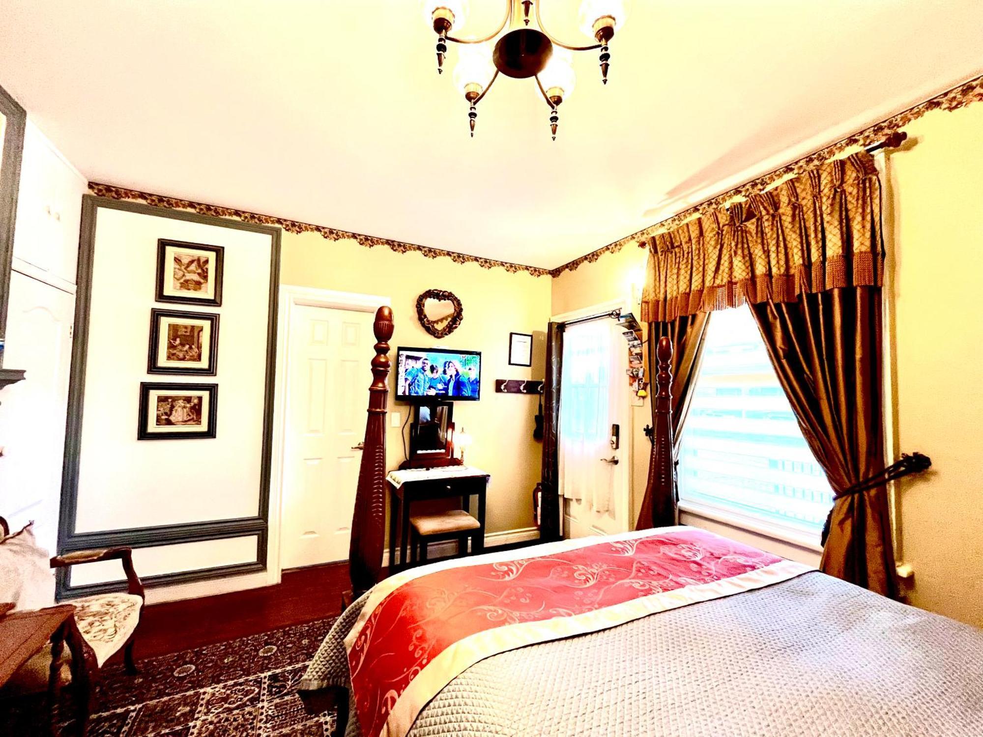 Barkerhouse 2# Unit-Heart Of Oldtown Apartment Niagara-on-the-Lake Exterior photo
